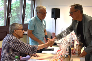 Abschied v.l.n.r.: Kurt Henninger, Kurt Herrmann, Thomas Ruff - auf dem Bild fehlt Dr. Christian Grünewald